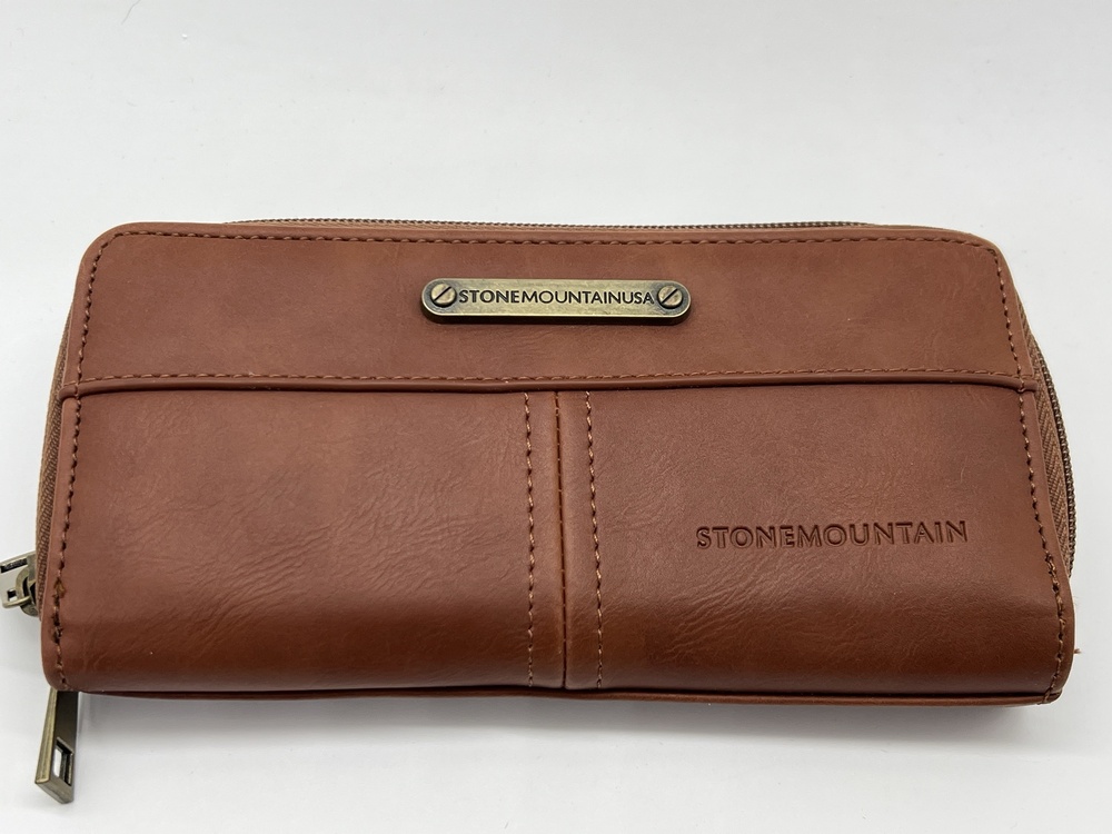 Stone Mountain Wallet Womens One Size Brown Leather Zip Around ID Card Slots
